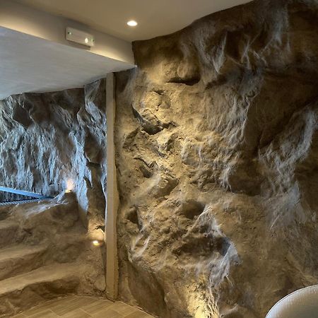 Diapori Suites Hotel 카르다밀리 외부 사진