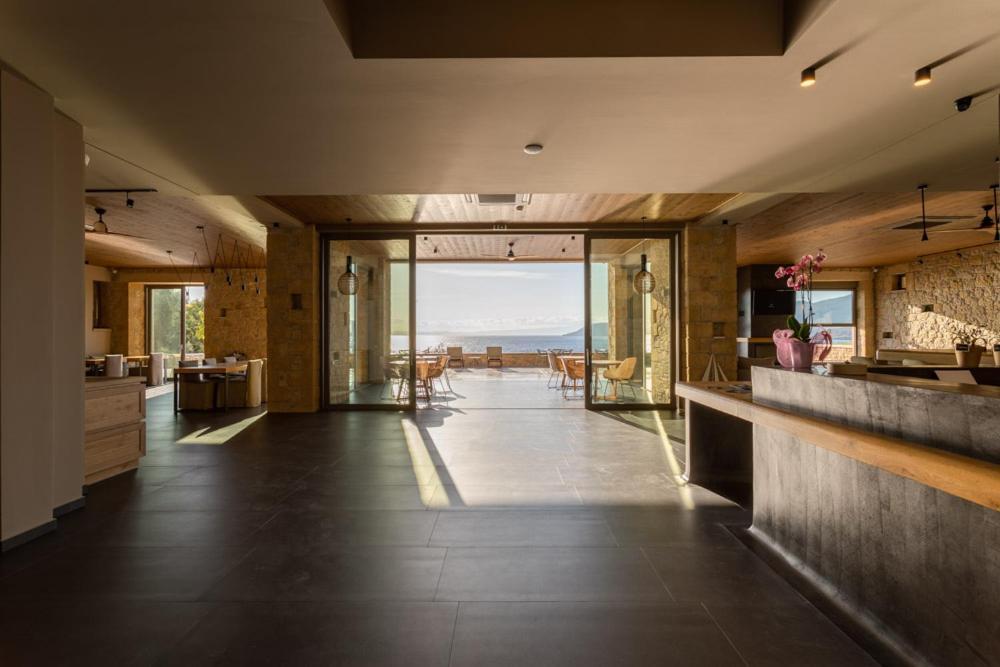 Diapori Suites Hotel 카르다밀리 외부 사진