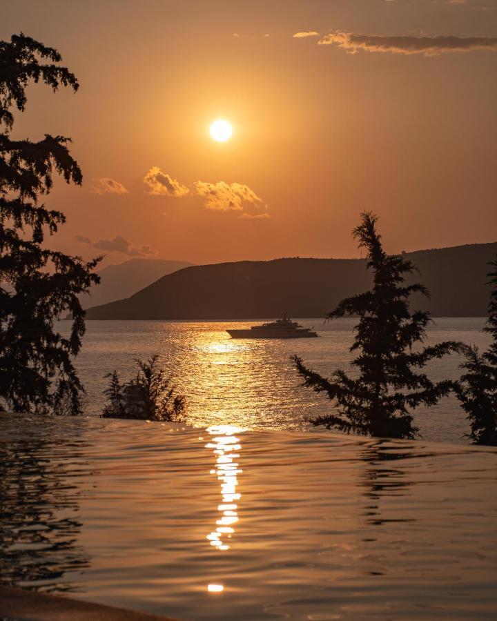 Diapori Suites Hotel 카르다밀리 외부 사진