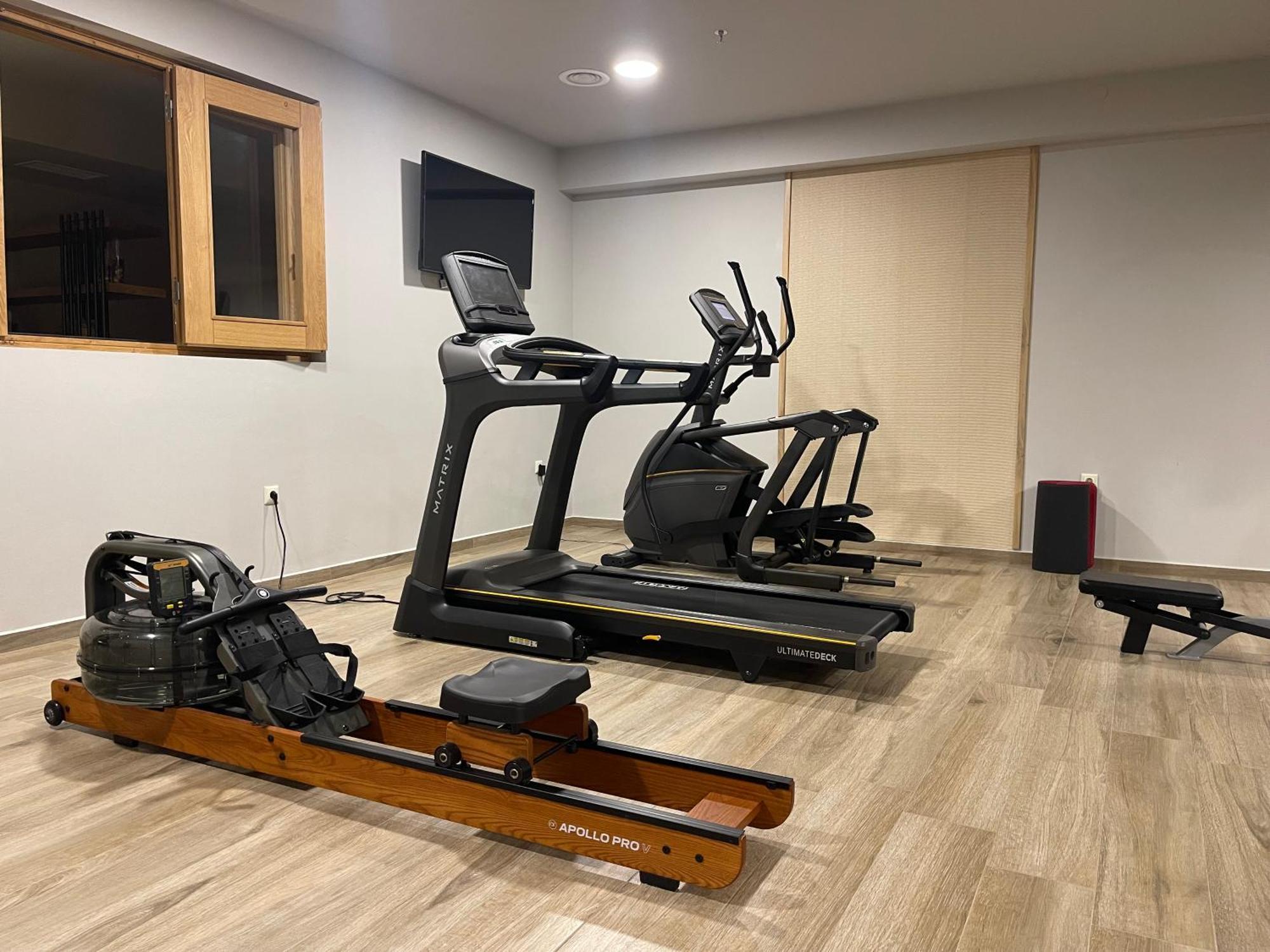 Diapori Suites Hotel 카르다밀리 외부 사진