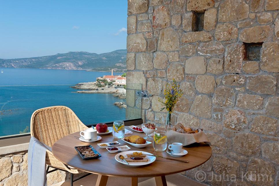 Diapori Suites Hotel 카르다밀리 외부 사진